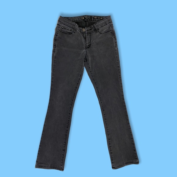 Khloe Kardashian Curvy Slim Boot Jeans - Picture 2 of 4